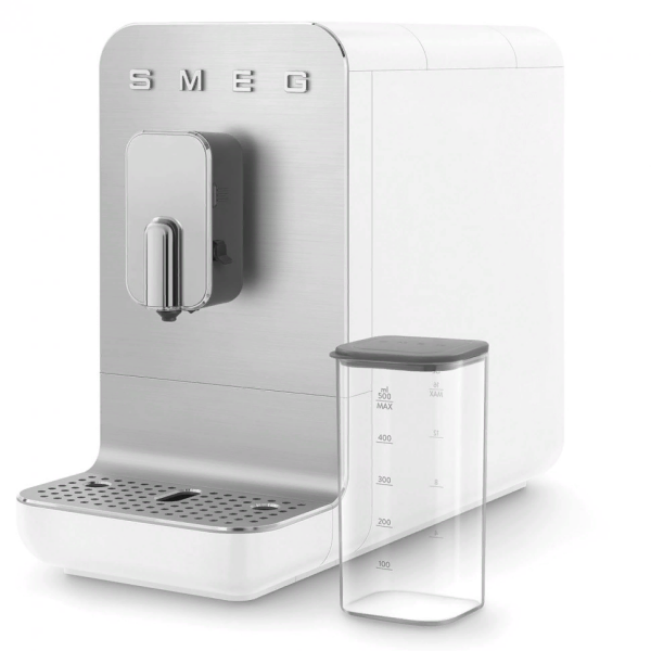 Автоматическая кофемашина с молочной системой Smeg BCC13WHMEU